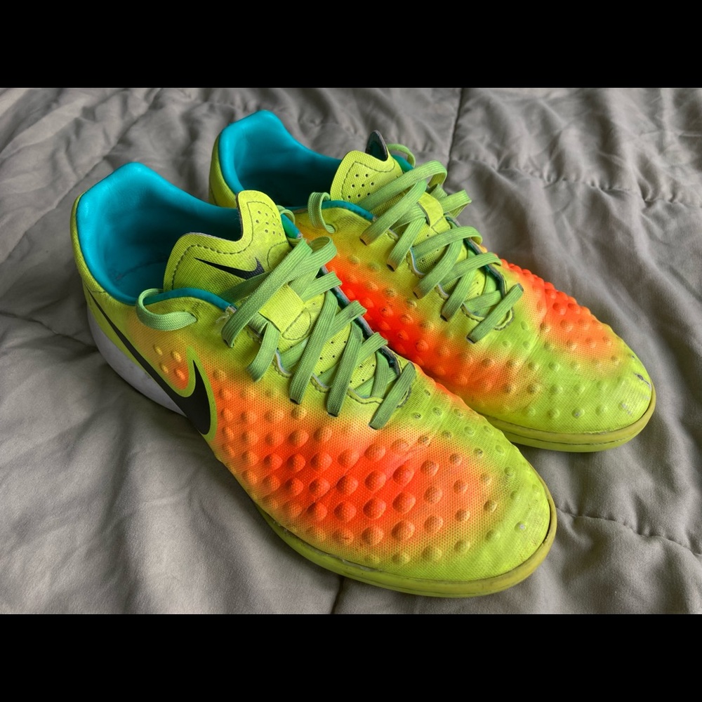Nike Magista Onda II IC soccer indoor Shoes